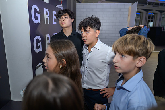Grey_2nd0084
