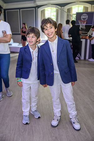 Grey_2nd0085