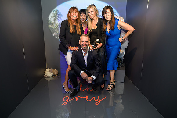 Grey_2nd0256