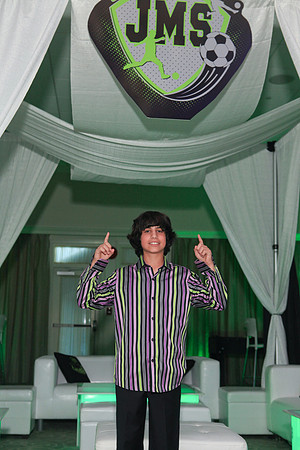 06 15 13-Starr Bar portraits & party_571