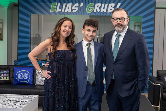 EliasG_Main0250