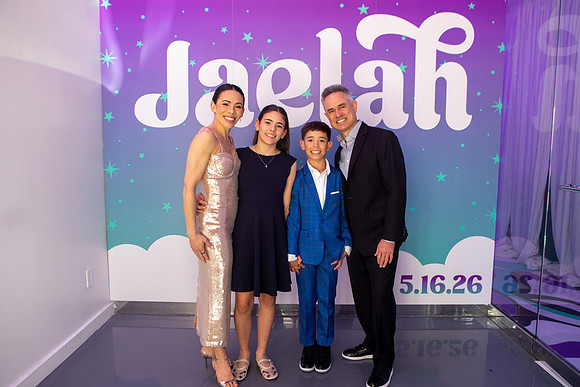 JaelahBM0049