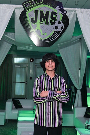 06 15 13-Starr Bar portraits & party_576